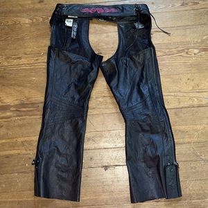 Genuine Harley-Davidson Leather Chaps Riding Gear XL Ladies style 97069–11VW